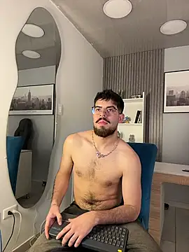 DomBoy_ stripchat live cam model