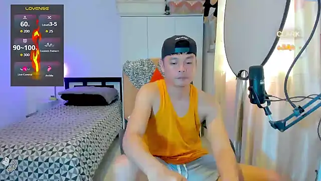 clarkdangerous stripchat live cam model