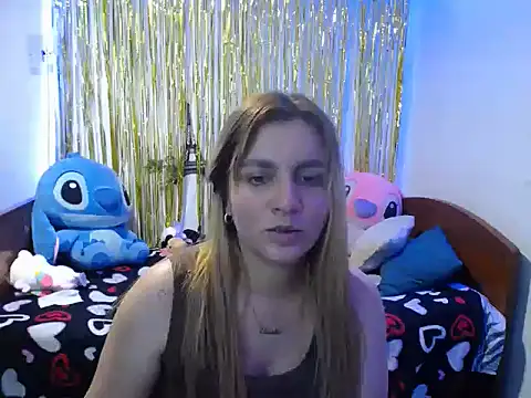 Asly- stripchat live cam model