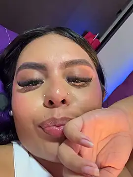 Aylin_Fox stripchat live cam model