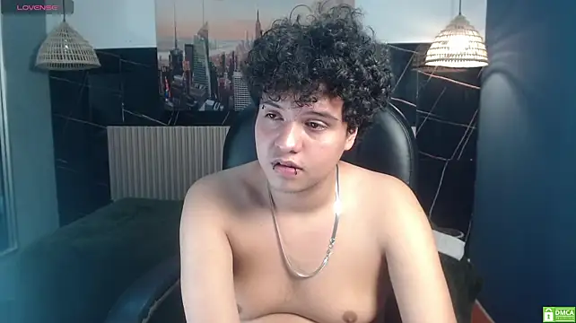 ethan_cortes stripchat live cam model