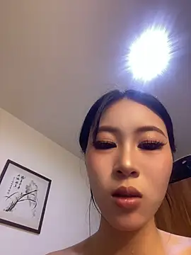 qiannvyoulijiang00 stripchat live cam model