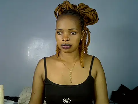 Naughty5nova stripchat live cam model