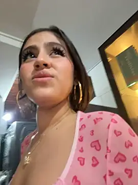 Angel_Kisss_ stripchat live cam model