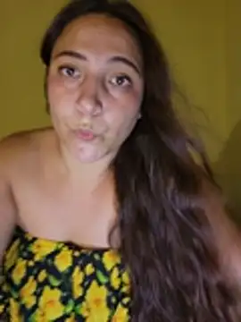 VickyHoult stripchat live cam model