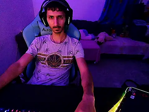 daniel3l stripchat live cam model