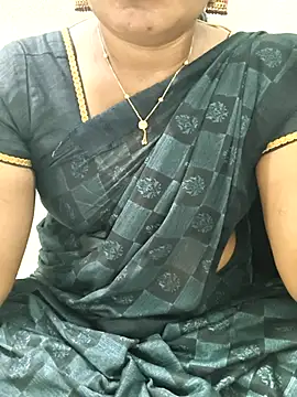 Tamil_Rithika_hot stripchat live cam model