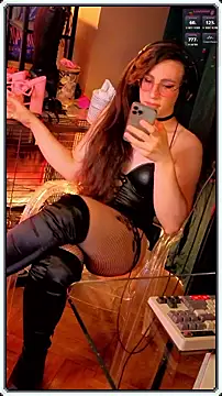 PrincessZesty stripchat live cam model