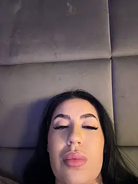 Andrestarr stripchat live cam model