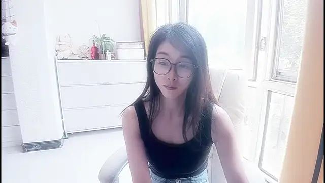 NIAN-er stripchat live cam model