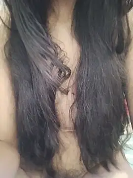 Vanee-23 stripchat live cam model