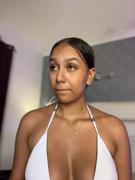 MiilaBlake stripchat live cam model