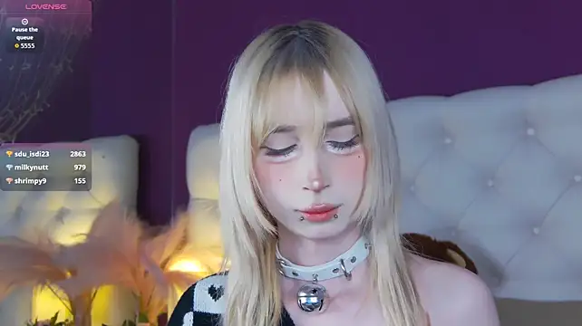 cutetomie stripchat live cam model