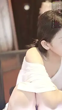 suisui_ stripchat live cam model