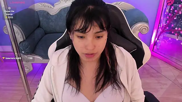 Yumiko_Hana stripchat live cam model