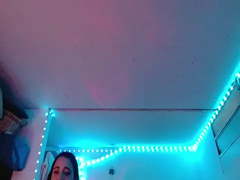 bonyxx stripchat live cam model