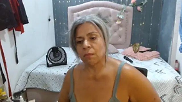 lalisha_96 stripchat live cam model
