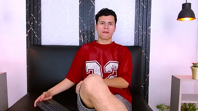 Ethan_Brooks_ stripchat live cam model