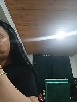 _Dr-Luna_1 stripchat live cam model