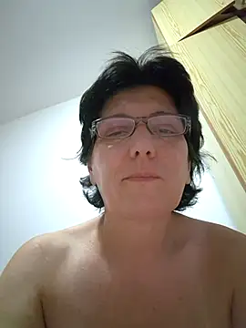 Vera_Elle stripchat live cam model