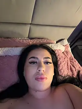 Andrestarr stripchat live cam model