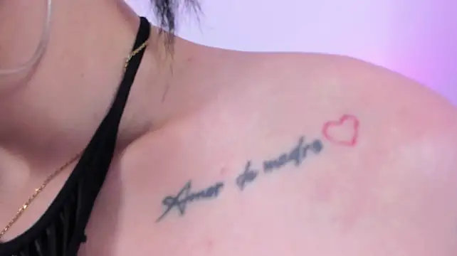 Pamela_Belle stripchat live cam model