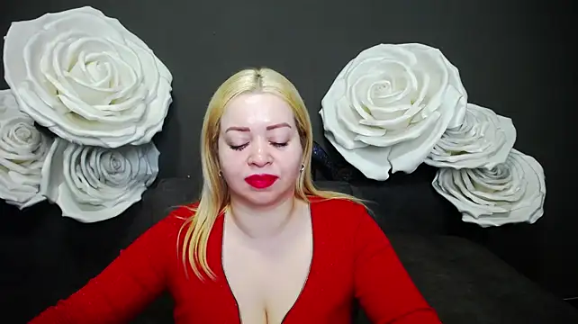 OliviaVerr stripchat live cam model