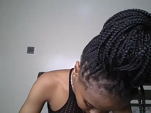Alevic_ stripchat live cam model