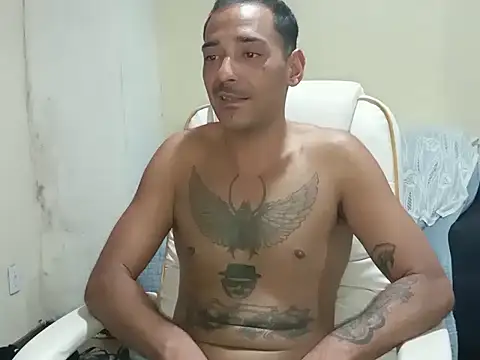 HotLatinoBR stripchat live cam model