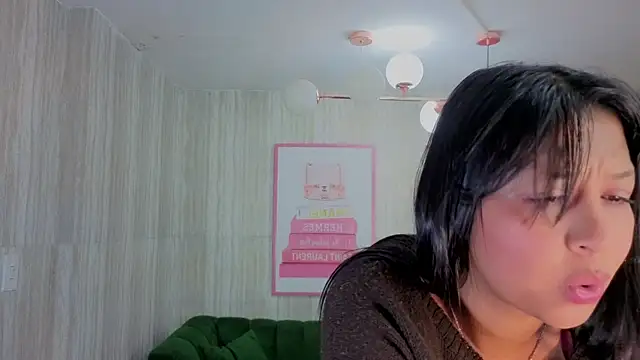 aria_montes_t stripchat live cam model