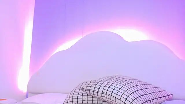 CristalCornner_ stripchat live cam model