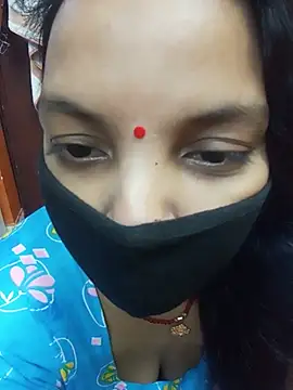 Manjudear stripchat live cam model