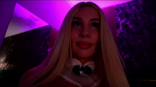 BarbieKara stripchat live cam model