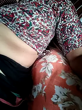 minadixit17 stripchat live cam model