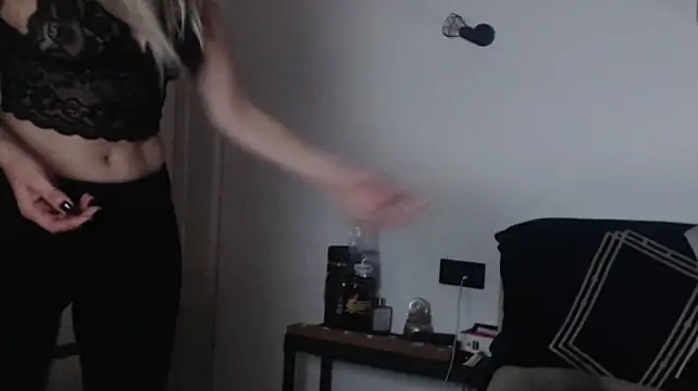 FoxyloveXXX stripchat live cam model