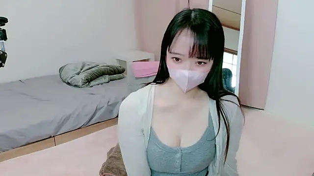 Hikari__o00 stripchat live cam model