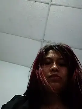 Mely_pinkk stripchat live cam model