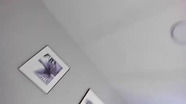 Iam_light stripchat live cam model