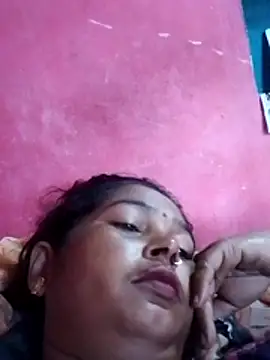 HotRavitapal stripchat live cam model