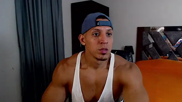 Frank_heaven01 stripchat live cam model