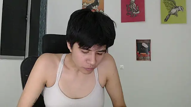 Dha_lia0 stripchat live cam model
