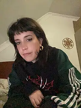 gattasromanxxe stripchat live cam model