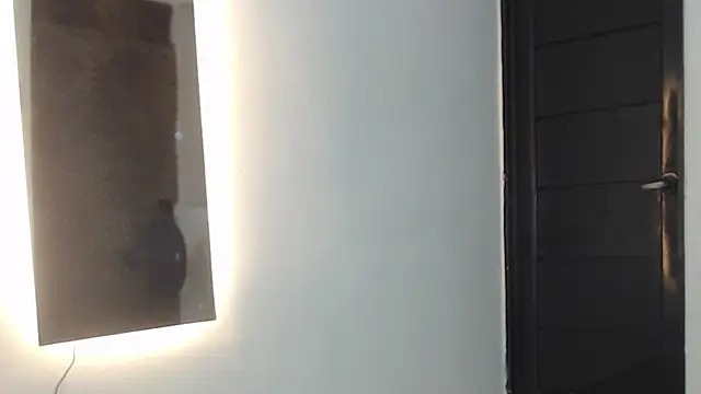 MissDolluxe stripchat live cam model