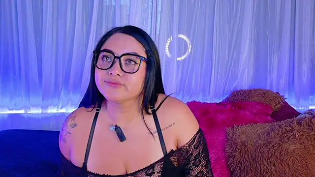 Victoria_J stripchat live cam model