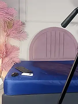 Nalapalmer stripchat live cam model