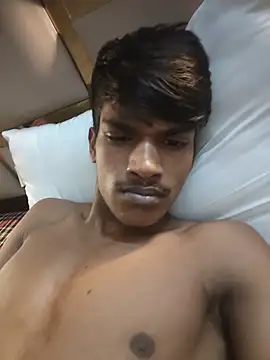 INVISIBL11 stripchat live cam model