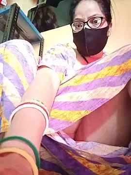 hi-bhabhi stripchat live cam model