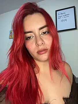 Soffi_hoot stripchat live cam model