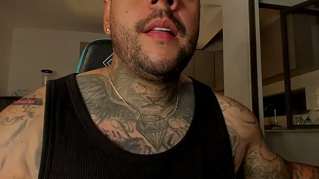yeikoe1 stripchat live cam model