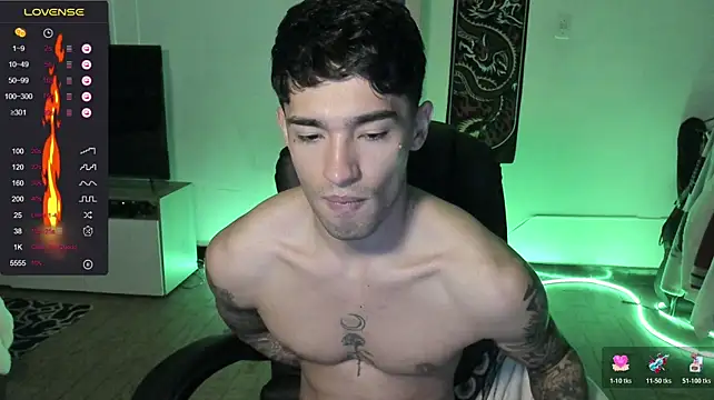 Damon__333 stripchat live cam model